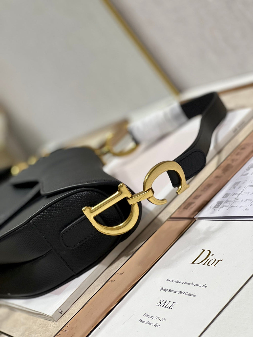 DIOR 26S SADDLE BAG 19 IN BLACK CALFSKIN GOLD-TONE HARDWARE