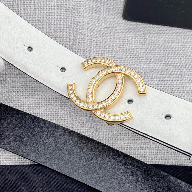 CC 26S BELT 30 MM IN WHITE CALFSKIN GOLD HARDWARE 661509
