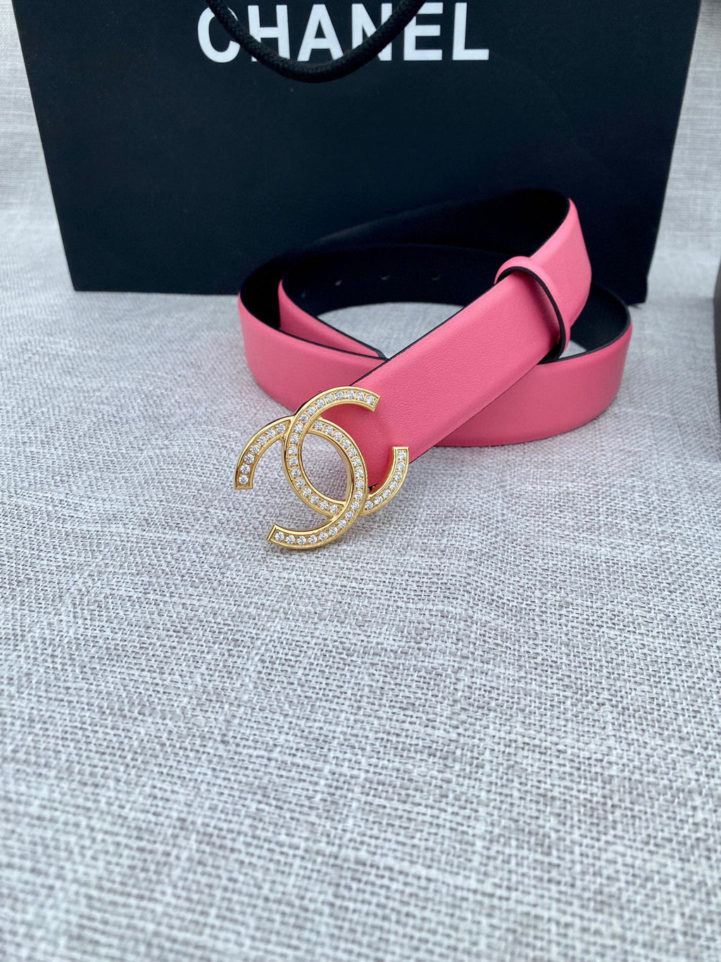 CC 26S BELT 30 MM IN PINK CALFSKIN GOLD HARDWARE 661513