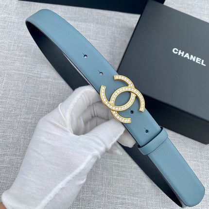 CHANEL 26S BELT 30 MM IN SKY BLUE CALFSKIN WITH GOLD HARDWARE 661514