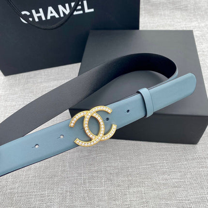 CHANEL 26S BELT 30 MM IN SKY BLUE CALFSKIN WITH GOLD HARDWARE 661514