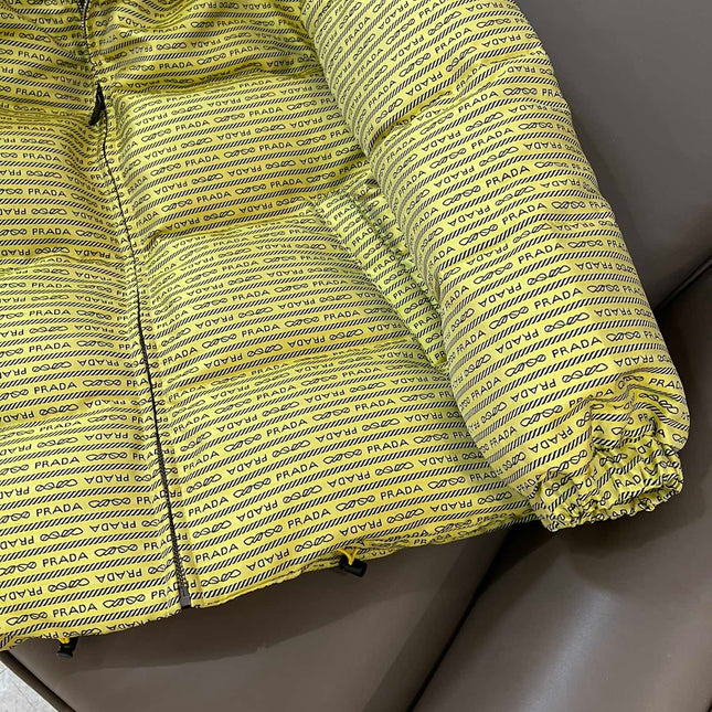 PRADA 25S DOWN JACKET 559