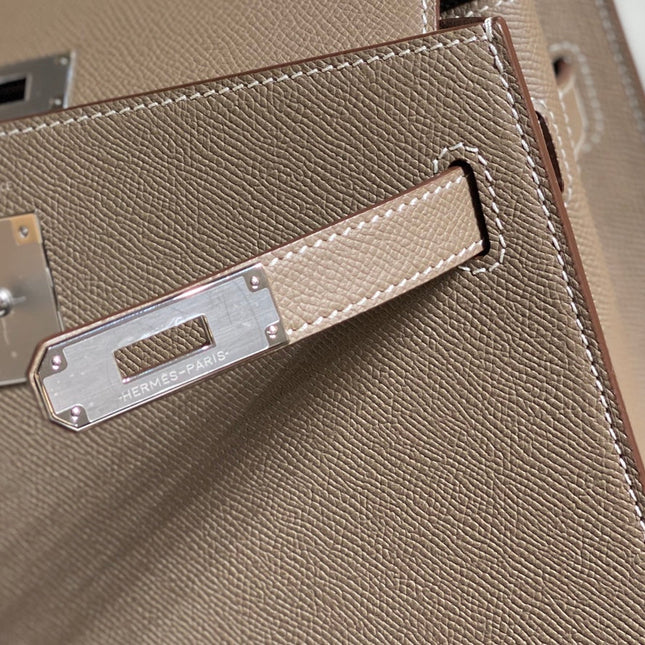 KELLY 28CM IN ETOUPE EPSOM CALFSKIN SILVER HARDWARE