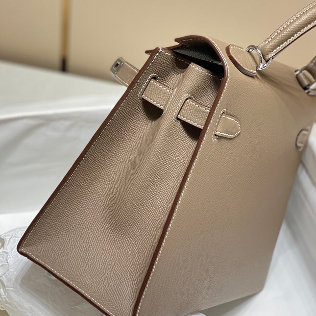 KELLY 28CM IN ETOUPE EPSOM CALFSKIN SILVER HARDWARE