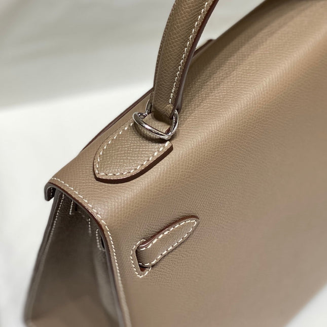 KELLY 28CM IN ETOUPE EPSOM CALFSKIN SILVER HARDWARE