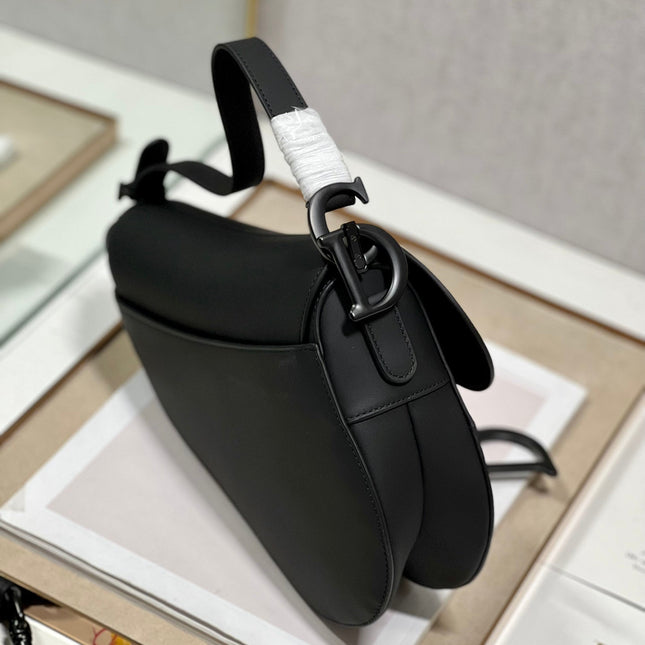 DIOR 26S SADDLE BAG 25 IN BLACK CALFSKIN