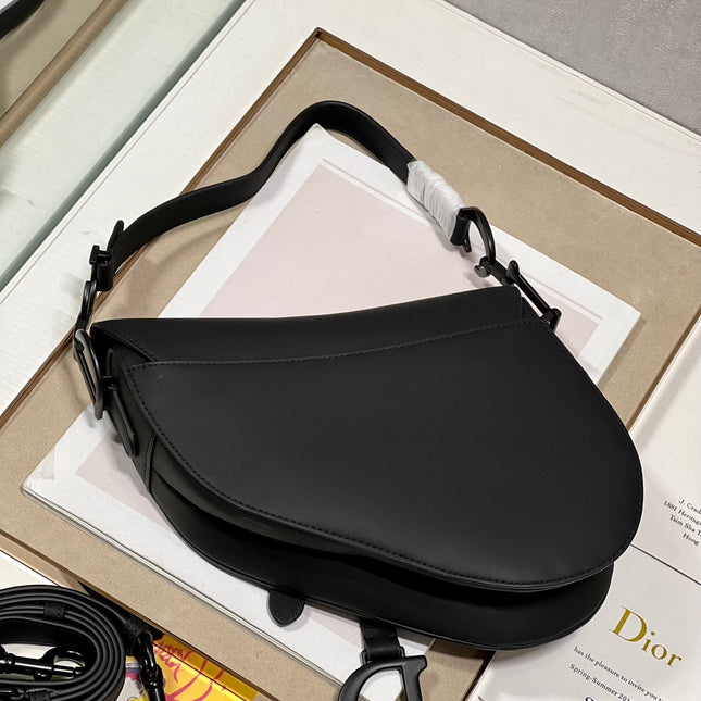 DIOR 26S SADDLE BAG 25 IN BLACK CALFSKIN