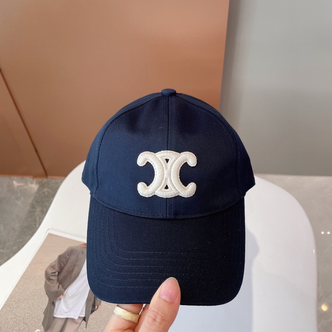 BASEBALL CAP IN BLACK CANVAS