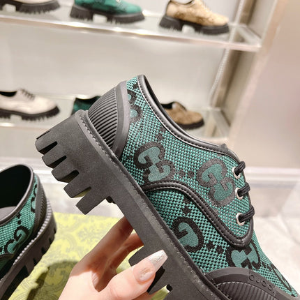 GUCCI 26S LACE-UP SHOES IN DARK GREEN GG CANVAS