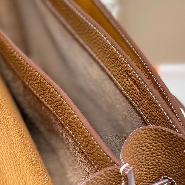 KELLY DEPECHES 34 BRIEFCASE IN GOLD TOGO CALFSKIN SILVER HARDWARE