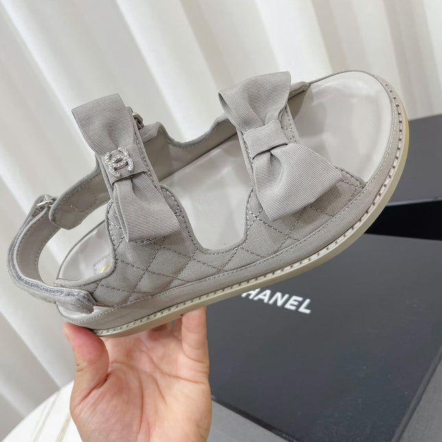 CHANEL 26S SANDALS IN GREY FABRIC BOW EMBELLISHMENT