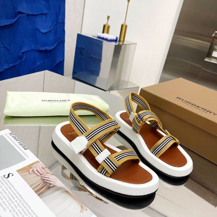 BURBERRY 26S STRAP FLAT SANDALS IN CARAMEL BROWN AND WHITE CALFSKIN AND FABRIC
