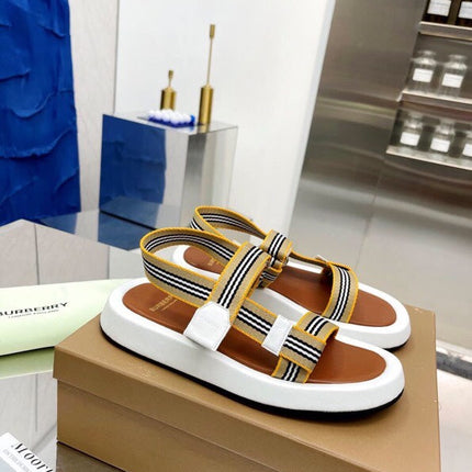 BURBERRY 26S STRAP FLAT SANDALS IN CARAMEL BROWN AND WHITE CALFSKIN AND FABRIC