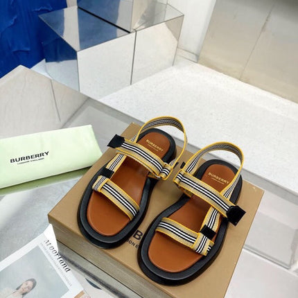 BURBERRY 26S STRAP FLAT SANDALS IN CARAMEL BROWN CALFSKIN AND FABRIC