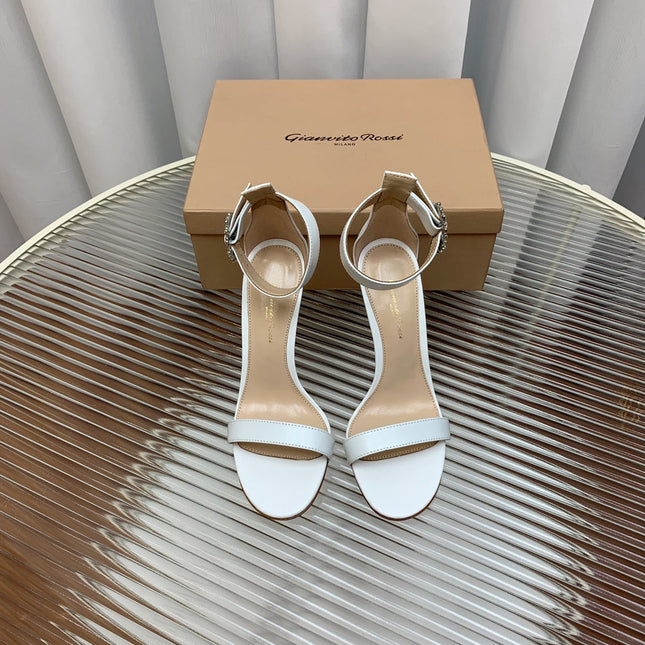 GIANVITO ROSSI 26S HIGH HEEL SANDALS 105 MM IN WHITE LAMBSKIN WITH CRYSTAL BUCKLE