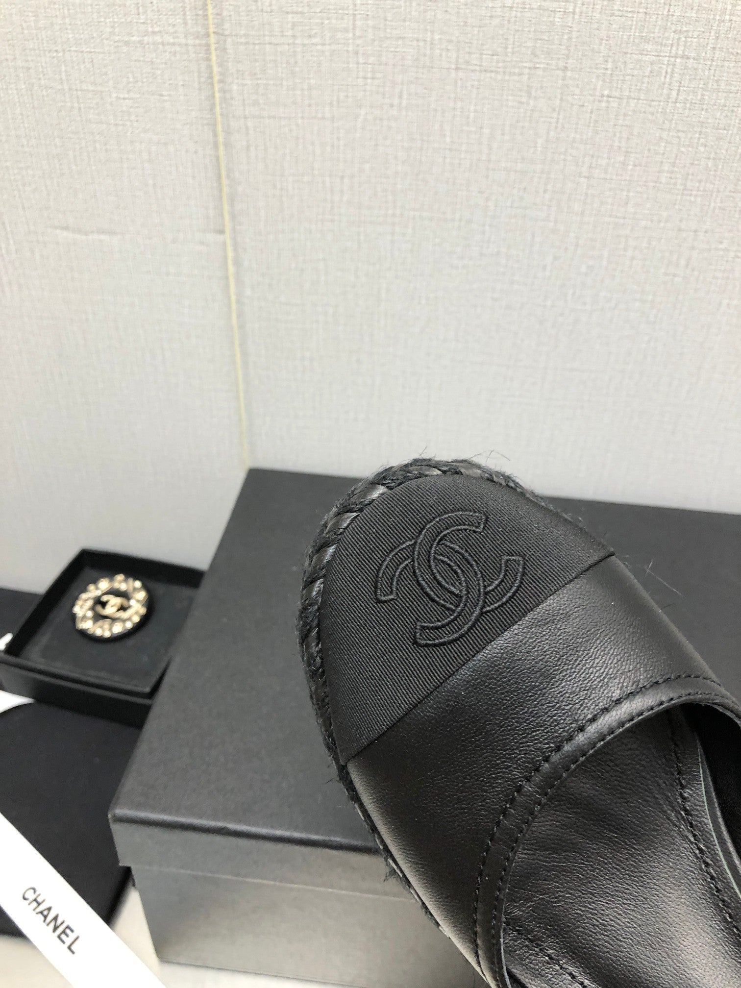 MARY JANE WEDGE BLACK LAMBSKIN
