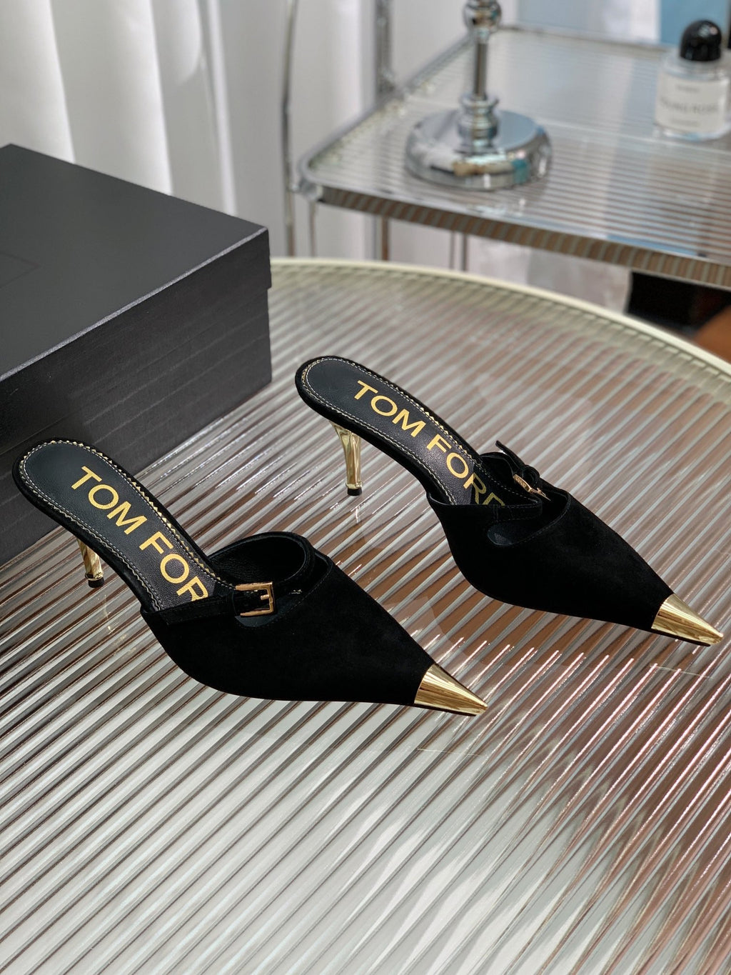 HIGH PUMP MULE 7 CM IN BLACK SUEDE