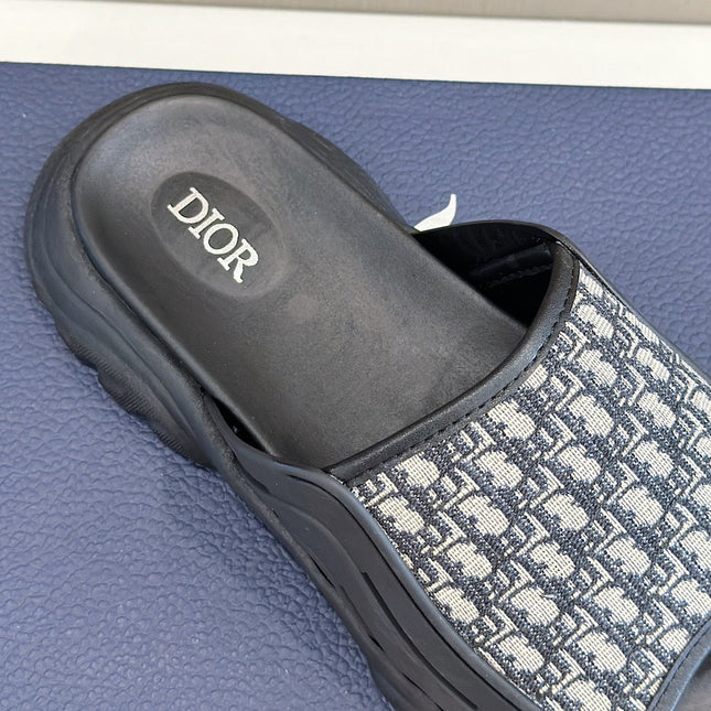 CD H-TOWN SANDAL BLACK AND WHITE JACQUARD