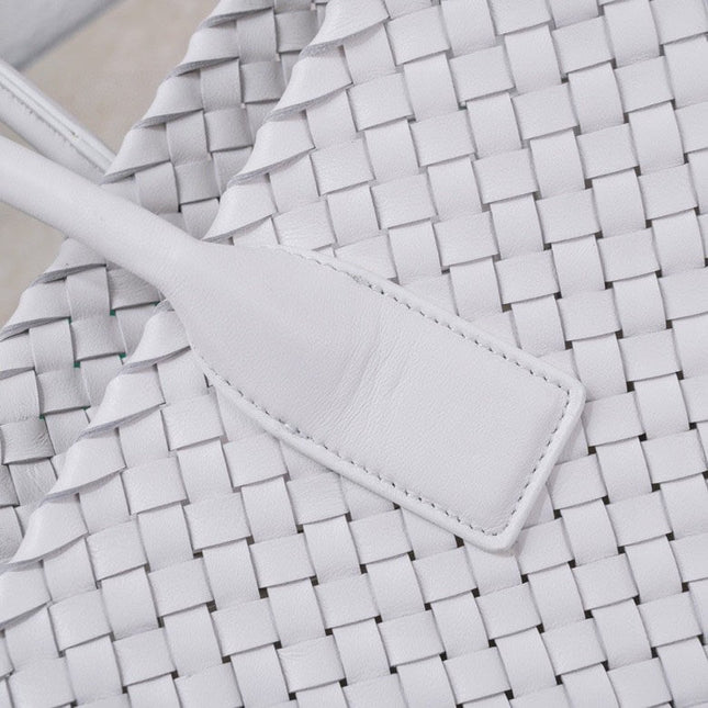 Large Cabat 45cm White Lambskin Ghw
