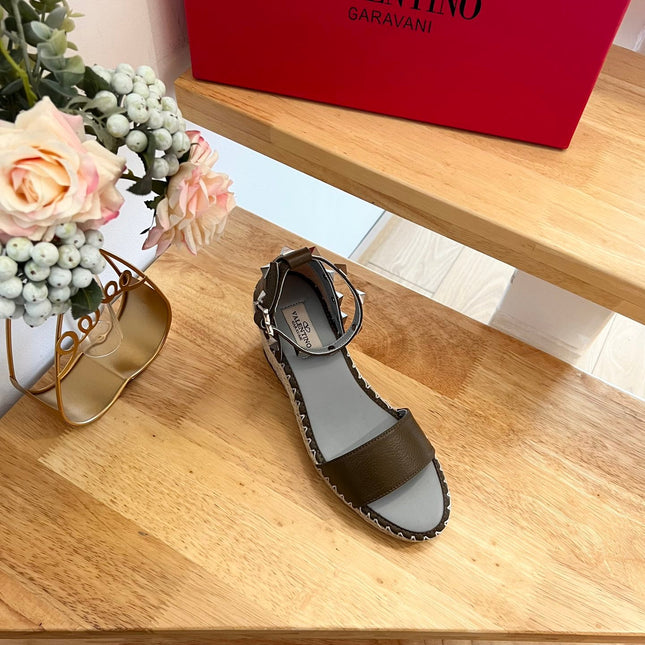 VALENTINO 26S WEDGE SANDALS IN OLIVE GREEN CALFSKIN