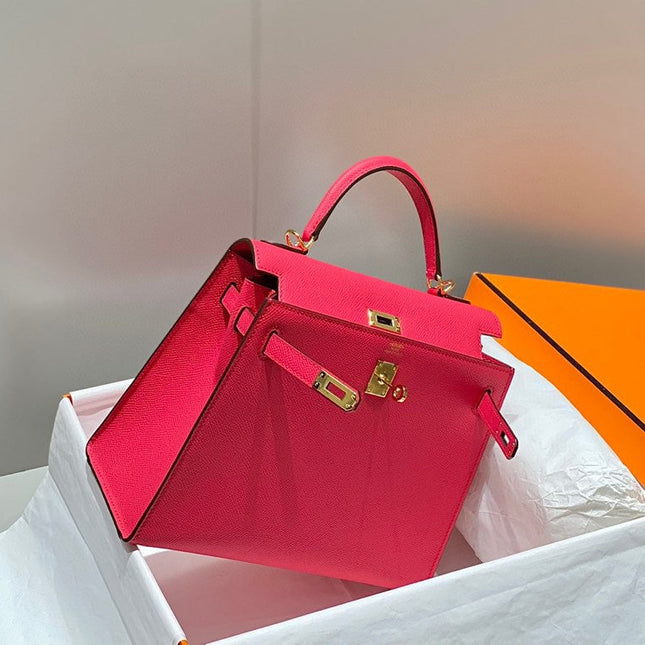 KELLY 25CM IN ROSE TYRIEN SWIFT CALFSKIN GOLD HARDWARE
