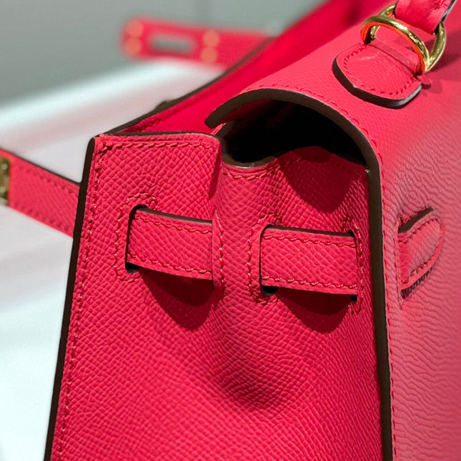 KELLY 28CM IN ROSE TYRIEN SWIFT CALFSKIN GOLD HARDWARE