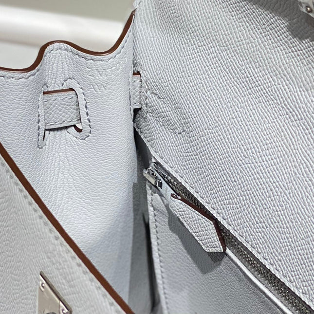 KELLY 28CM IN GRIS PERLE EPSOM CALFSKIN PALLADIUM HARDWARE