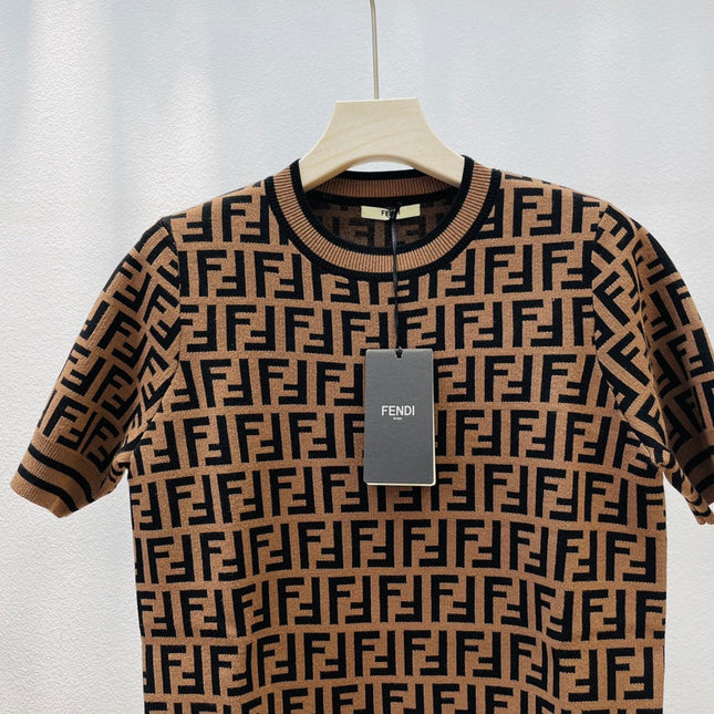 FENDI 26S SHORT SLEEVE KNIT T-SHIRT 126