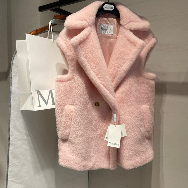 MAX MARA 25S SLEEVELESS TEDDY VEST 064
