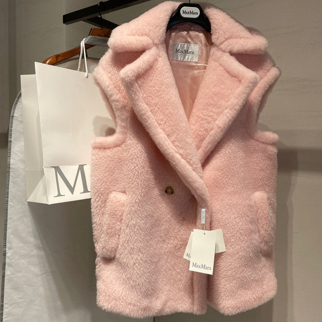 MAX MARA 25S SLEEVELESS TEDDY VEST 064
