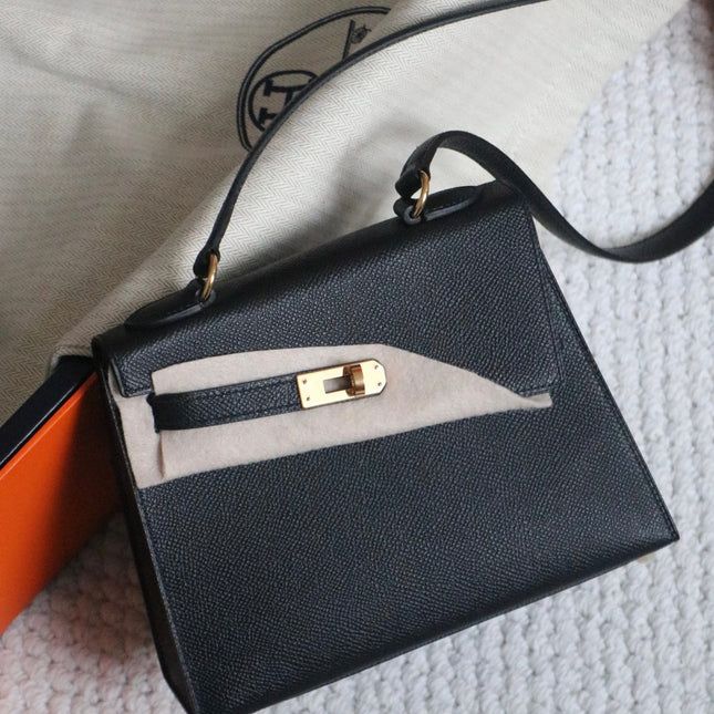 KELLY DESORDRE 20 IN BLACK EPSOM LEATHER WITH GOLD HARDWARE