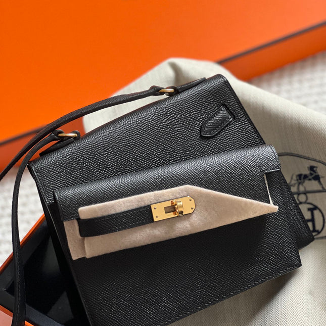 KELLY DESORDRE 20 IN BLACK EPSOM LEATHER WITH GOLD HARDWARE