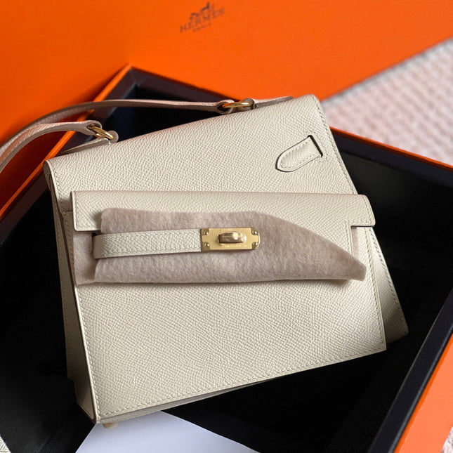 KELLY DESORDRE 20 IN WHITE EPSOM LEATHER WITH GOLD HARDWARE
