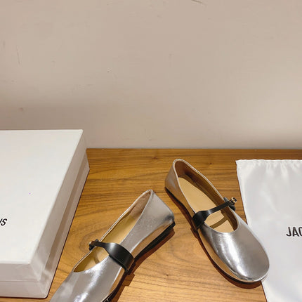 JACQUEMUS 26S MARY JANE FLATS IN SILVER CALFSKIN