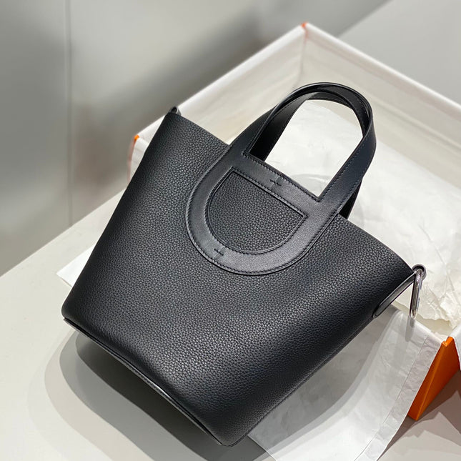 HERMES 25S IN THE LOOP 18 IN BLACK CALFSKIN SILVER HARDWARE