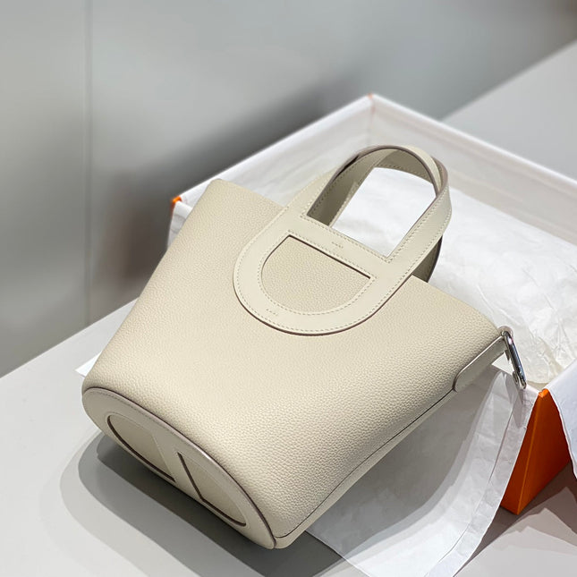 HERMES 25S IN THE LOOP 18 IN IVORY CALFSKIN SILVER HARDWARE