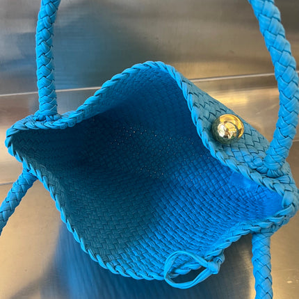 TOSCA 27 BAG IN AZURE BLUE CALFSKIN