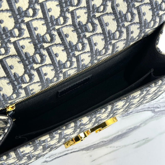 MONTAIGNE 25 BAG IN  BLUE OBLIQUE JACQUARD
