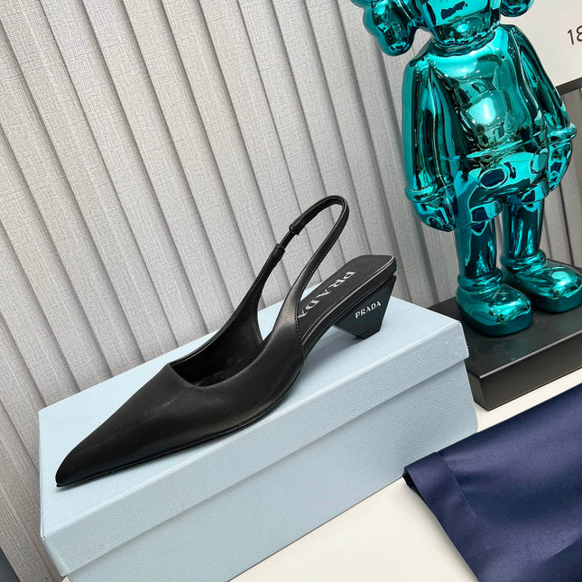 PRADA 26S POINTED TOE SLINGBACK 40MM IN BLACK CALFSKIN