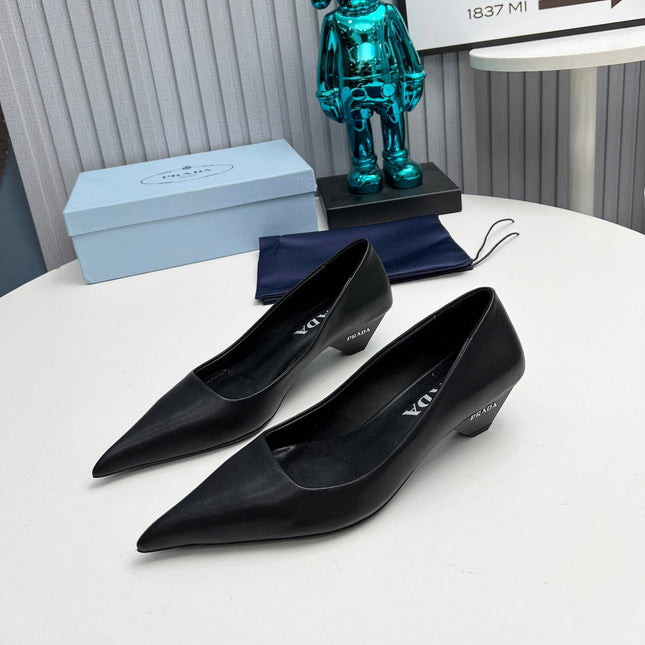 PRADA 26S POINTED TOE PUMPS 40MM IN BLACK CALFSKIN
