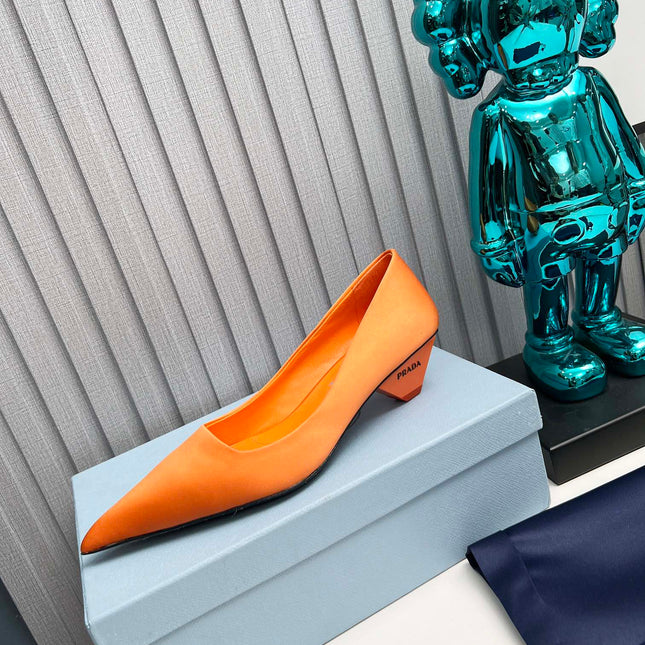 PRADA 26S POINTED TOE PUMPS 40MM IN ORANGE SATIN
