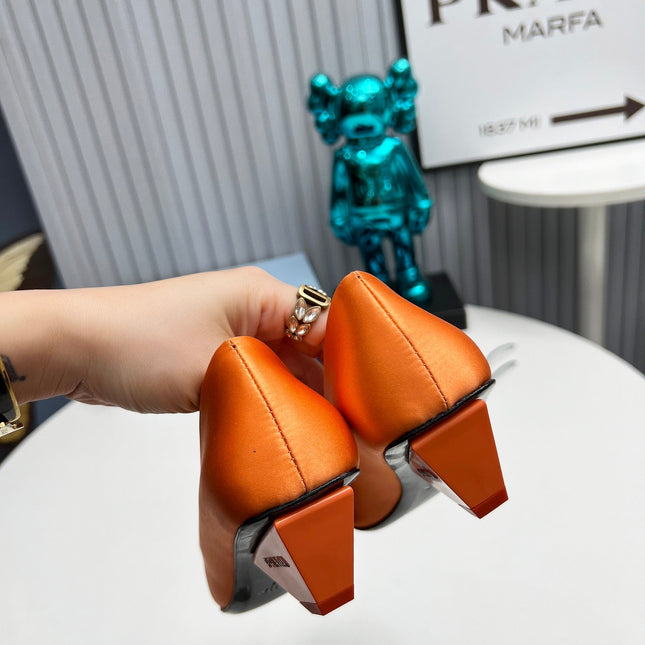 PRADA 26S POINTED TOE PUMPS 40MM IN ORANGE SATIN