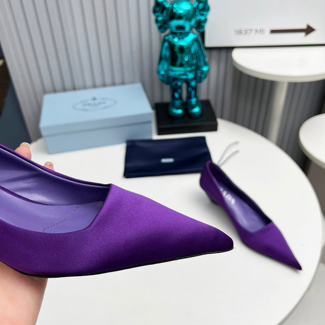 PRADA 26S POINTED TOE PUMPS 40MM IN PURPLE SATIN