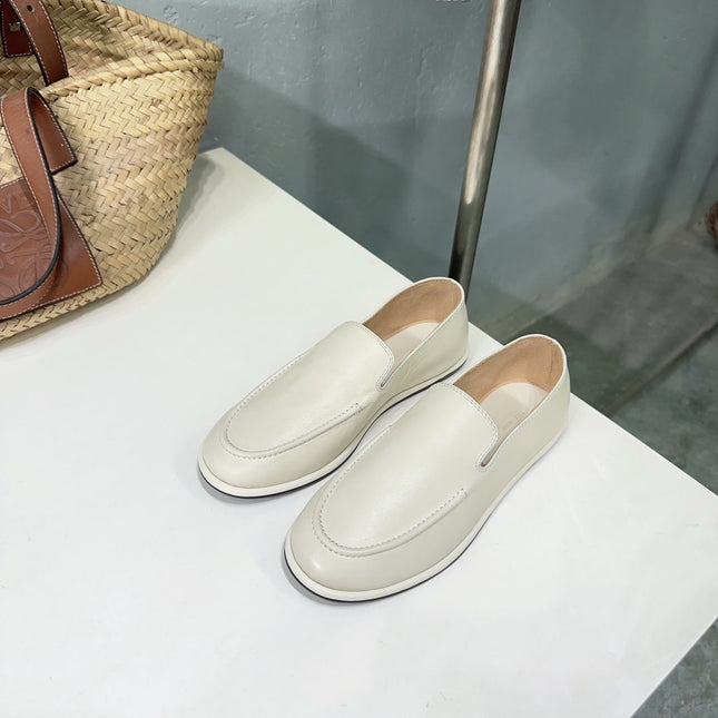 THE ROW 26S CLASSIC LOAFERS IN IVORY WHITE CALFSKIN