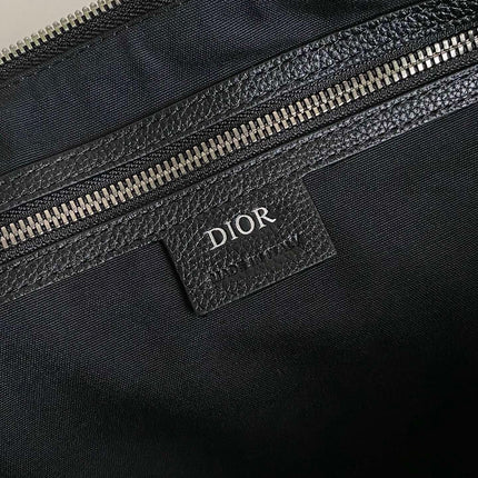 WEEKENDER 40 IN BLACK MAXI OBLIQUE JACQUARD