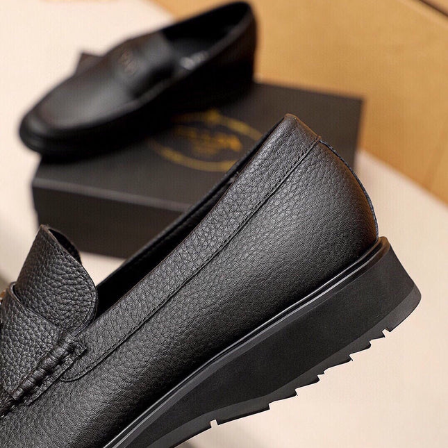 PRA LOAFER IN SIENNA BROWN GRAINED CALFSKIN