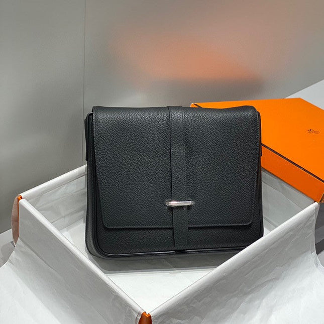 STEVE LIGHT JUNIOR MESSENGER BAG 27 IN BLACK TOGO CALFSKIN