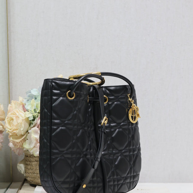 MEDIUM 34 NOLITA BAG IN BLACK MACROCANNAGE CALFSKIN