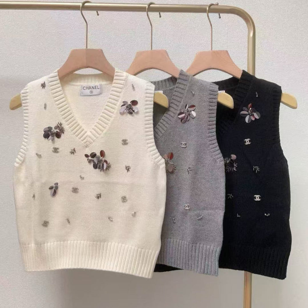 CC Sequined ribbed V-neck knitted vest