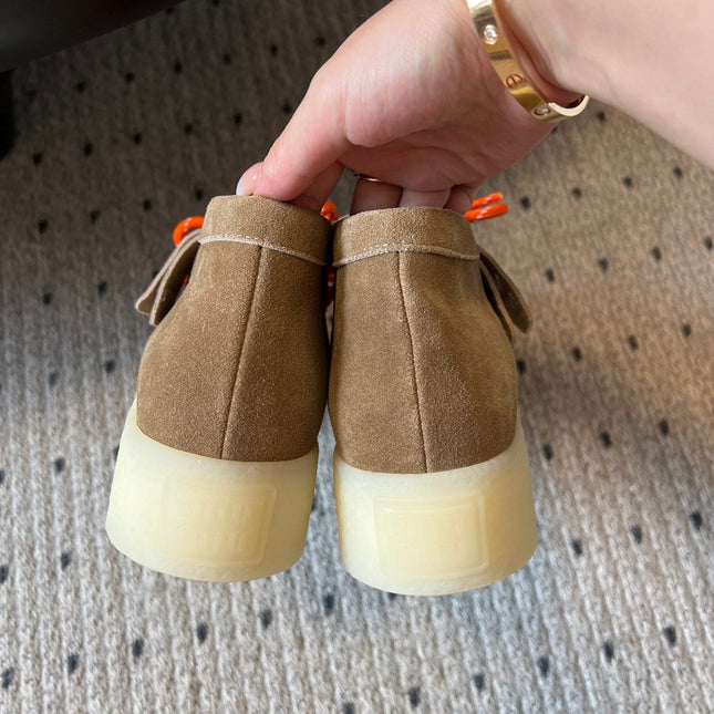 MIUMIU 26S CHUKKA BOOTS IN BROWN SUEDE